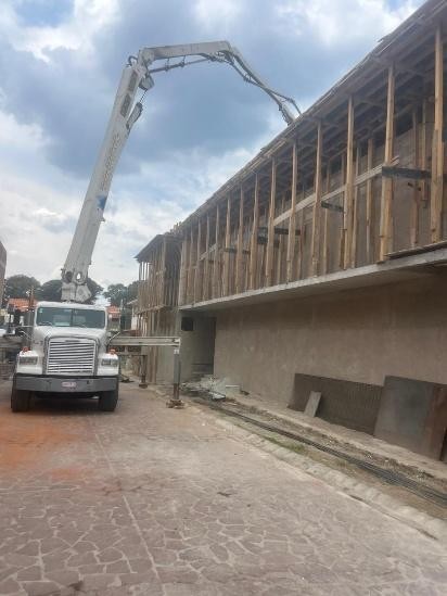 Construcción de vivienda residencial en proceso en Ocoyoacac